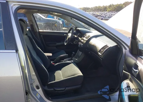 2005 Honda Accord 2.4 Ex z USA, uszkodzony, nr VIN 1HGCM56745A061826